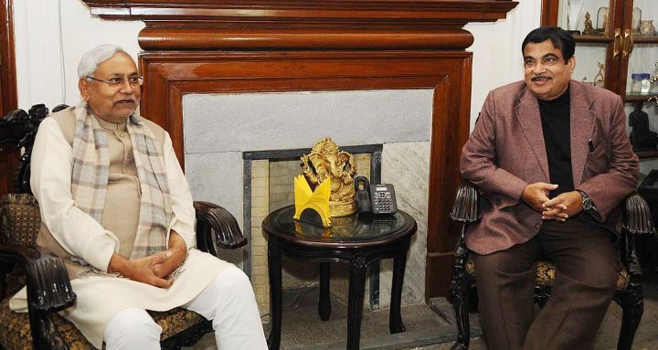 Bihar CM Meets Nitin Gadkari, Seeks Nod for Road Projects