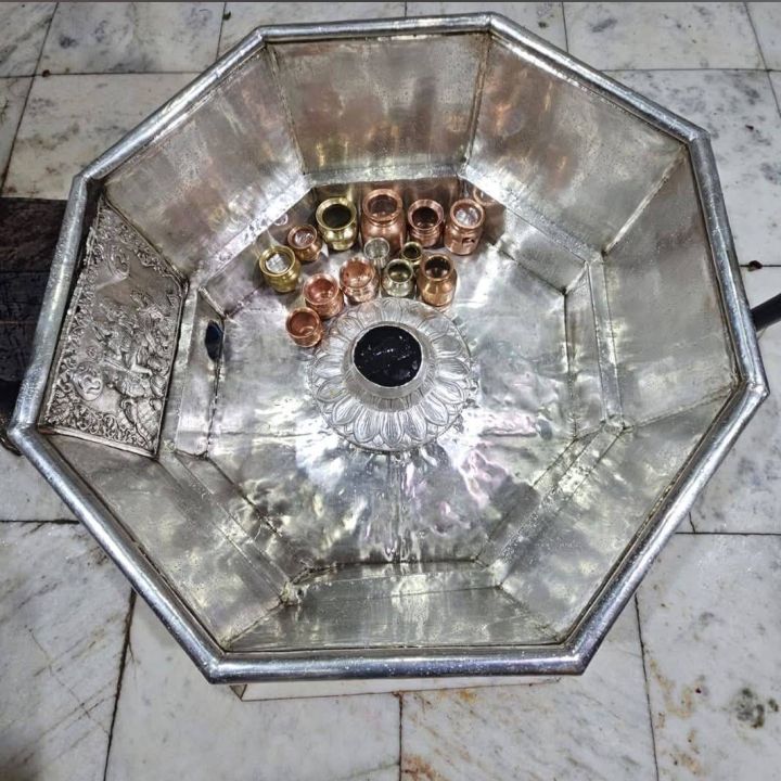 Bihar's Garibnath Dham Prepares for Sawan with Two Tent Cities