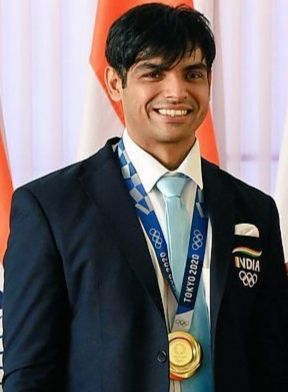 Neeraj Chopra’s 30‑Crore Haryana Bungalow: Tractors Parked Beside Luxury Cars