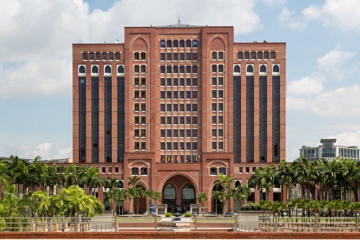 MHA Orders Major Reshuffle of AGMUT IAS and IPS Officers