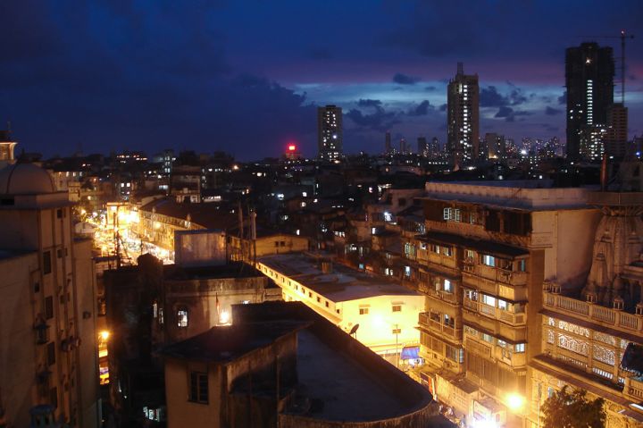 Mumbai: Security Guard Arrested