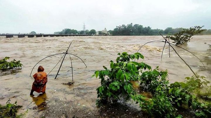 Odisha Floods Claim 3 Lives, Disrupt Over 200,000 Residents Amid Heavy Rains