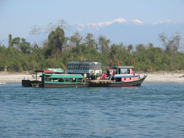 Arunachal Women Cross River On Rope