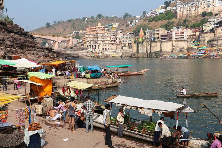 Omkareshwar Shankaracharya Idol Inspected