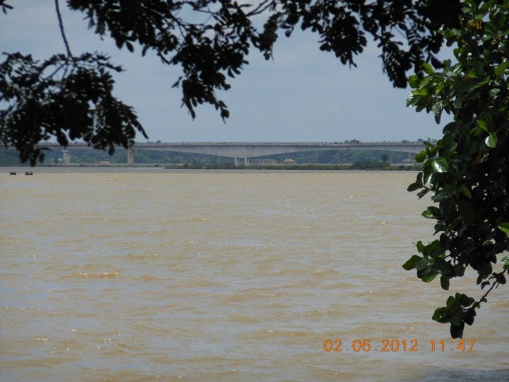 Baitarani River Floods: Water Level Surges Past Danger Mark Near Akhuapada