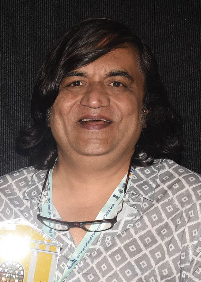Swanand Kirkire teams up with Shekhar Ravjiani for debut independent album 'Maati'