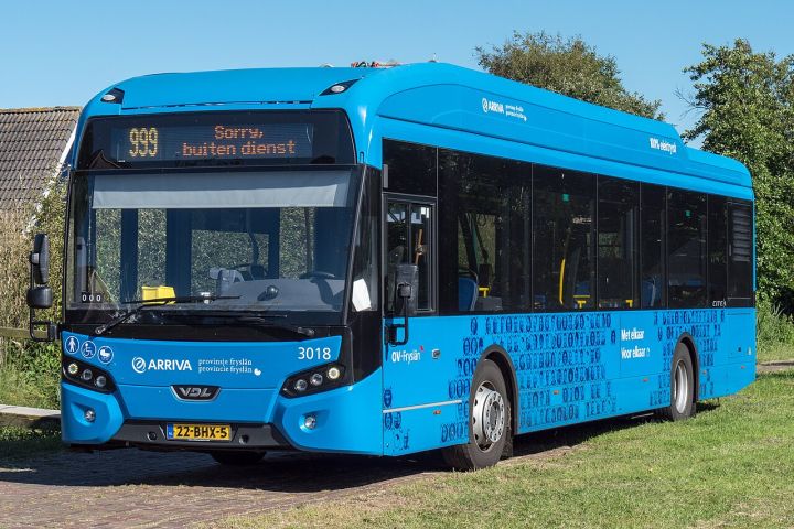 Himachal Pradesh Expands Electric Bus Charging Network to 80 Sites