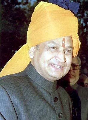 Gehlot Clarifies Dotasara Controversy