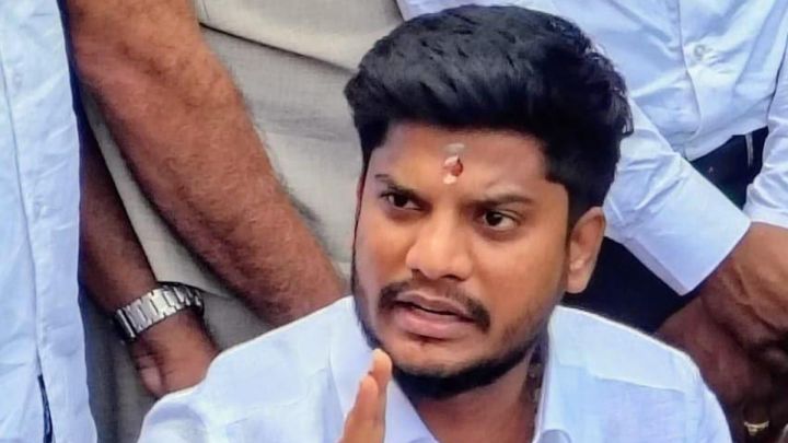 Tamil Nadu HR&CE Minister Defends Temple Mandapam for Post‑Chickenpox Devotees