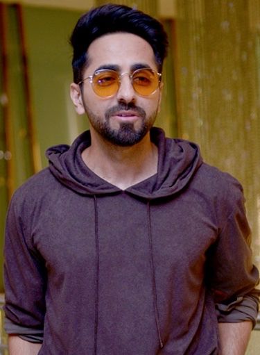Ayushmann Khurrana tours UNICEF’s Maharashtra program for migrant children