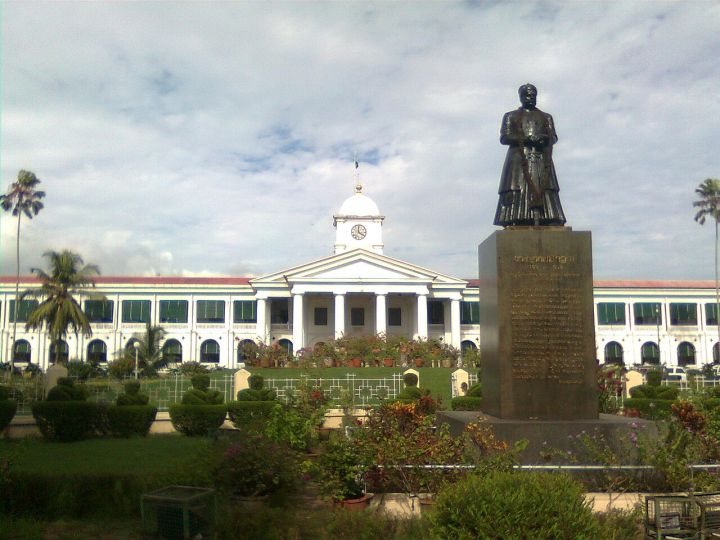 Kerala Government Bars Departments from Spending on ‘Keralam’ Rename