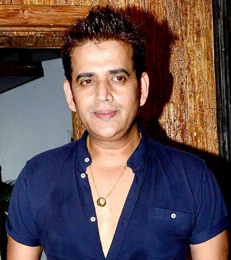 Ravi Kishan Breaks Silence Vow, Internet Goes Viral