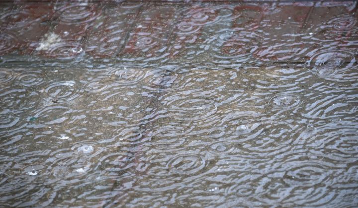 Delhi‑NCR Faces Red Alert as Monsoon Meets Western Disturbance, Heavy Rain Expected