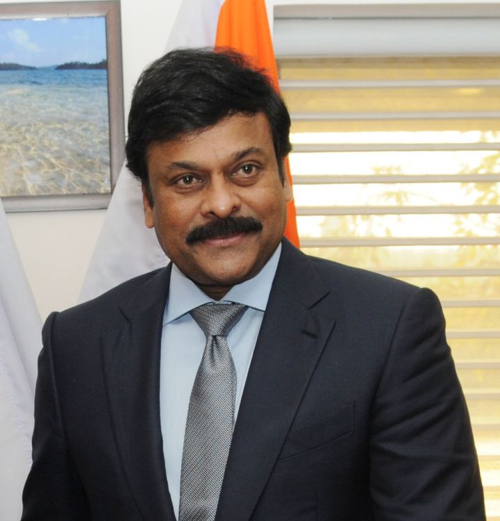 Rare childhood photo of megastar Chiranjeevi goes viral