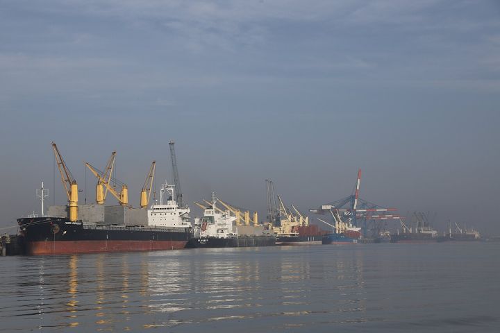 Kandla Port Handles 70 Million Tonnes Cargo, Sets New Record