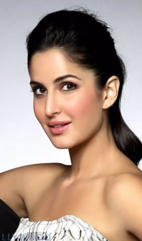 Bollywood Hungama releases 81-photo gallery of Katrina Kaif