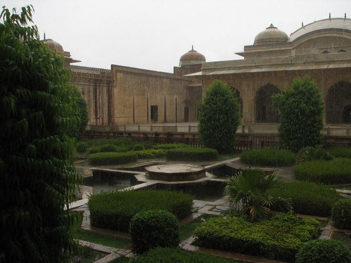 Monsoon Returns to Rajasthan: Rainfall Hits Jaipur and Eastern Districts