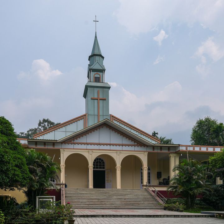 UDP and Tura church leaders reject proposal to open banks on Sundays