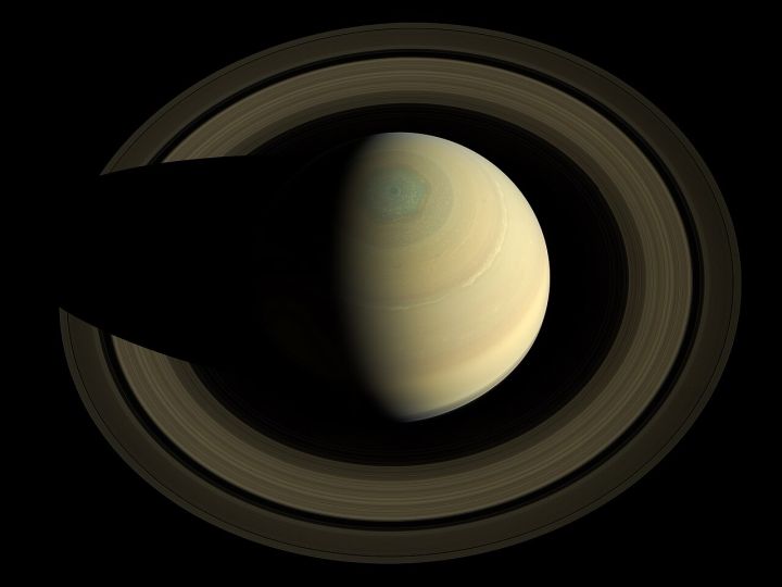 Pisces Daily Horoscope 25 Sep 2026: Saturn Urges Breaking Quiet Phase, Moon in Shatabhisha