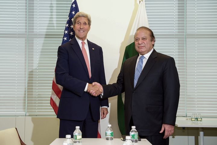 Pak PM Boasts of Operation Sindoor Victory at UN; Indian Diplomat's Response Goes Viral