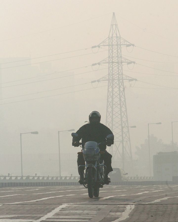 Delhi Sets New Record with Record-Cold September Morning