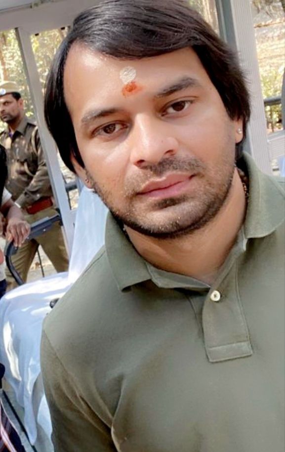 Bihar Singer Tej Pratap Teams Up with Mumbai Star Shehzad Poonawala in Surprise Collaboration
