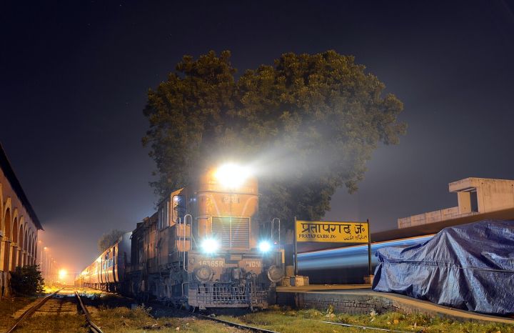 New MP‑UP Expressway to Cut Bhopal‑Varanasi Travel to 8 Hours, Rs 9,850 crore Project