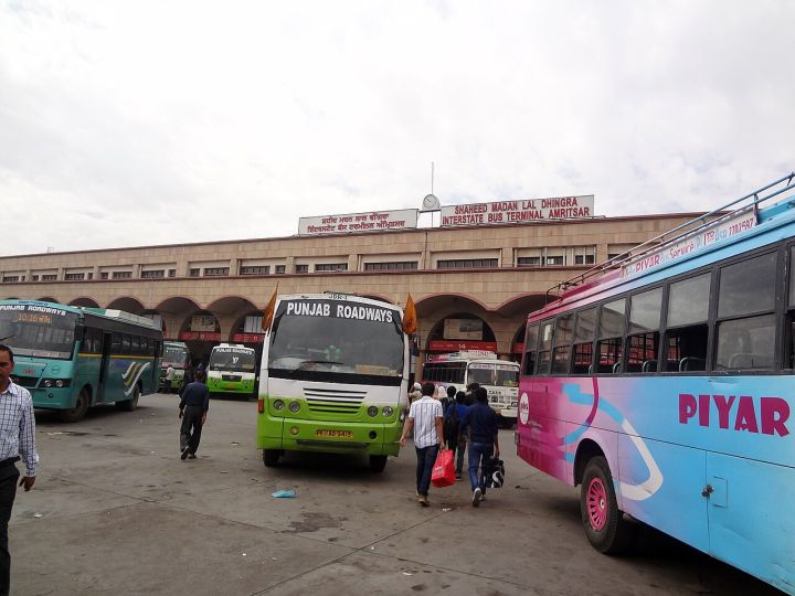 Amritsar Bus Collides with Tipper, One Dead, 15 Injured