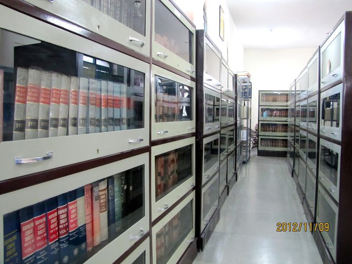 Karnataka Colleges Face Shortage of Librarians and PE Teachers