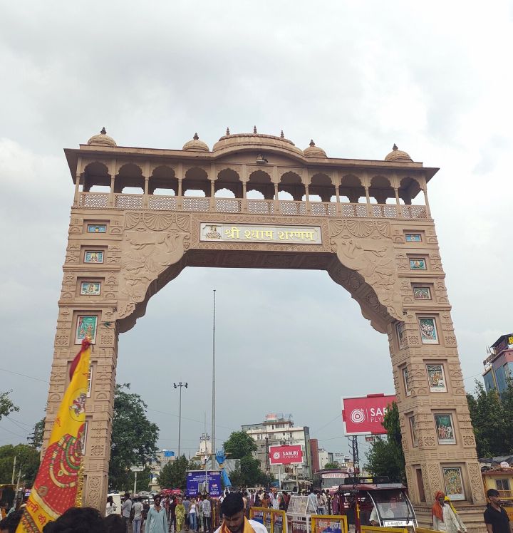 Khatu Shyam Temple Trust seeks new rail link to ease pilgrim travel