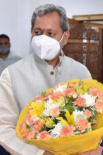 Uttarakhand CM applauds Hindi promotion efforts in Dehradun