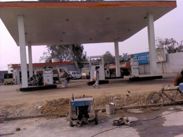 Haryana to Deploy Surveillance Cameras at Petrol Pumps to Spot End‑of‑Life Vehicles