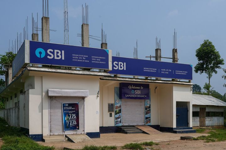 Meghalaya religious groups shut Sunday banking, citing faith