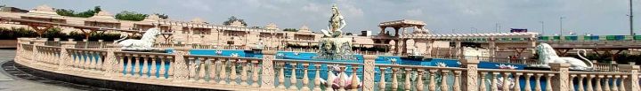 Ujjain’s Baba Mahakal Adorned with Vishnu Tilak and Bhang on Papanakusha Ekadashi