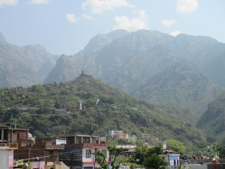 Jammu Hindu Organisation Calls for Ban on Halal Certification in J&K