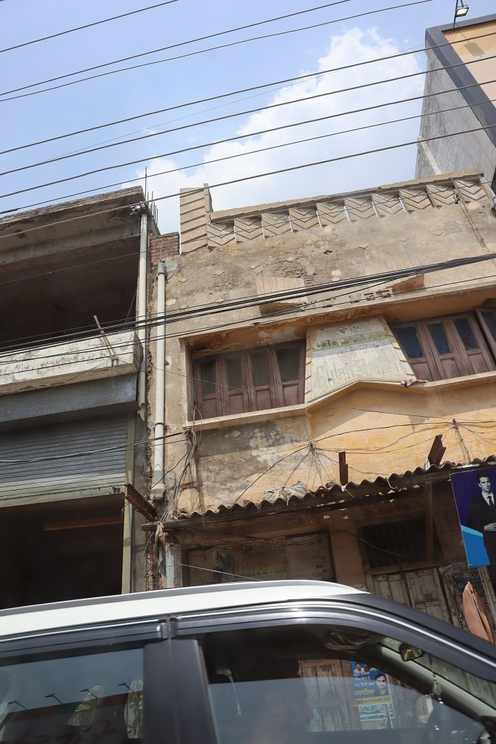Daytime gunfire at NRI's house in Moga captured on CCTV
