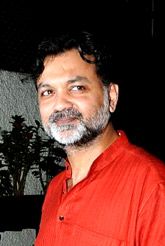 Srijit Mukherjee Unveils 'Pujo' Trailer in Deulti