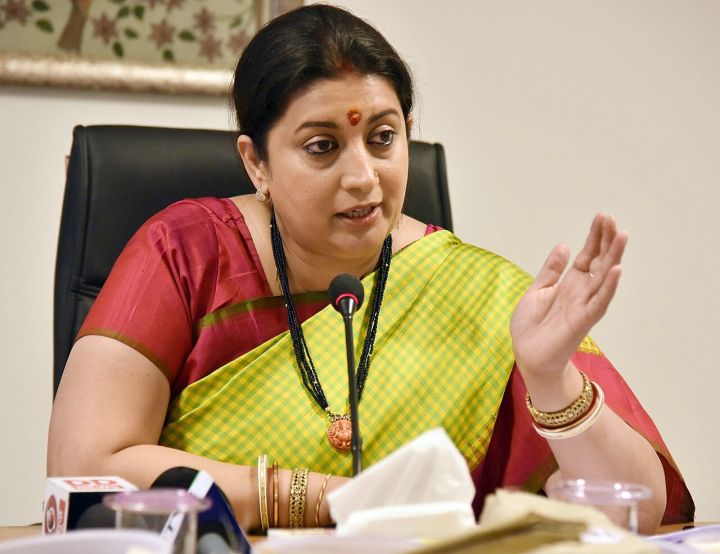 Smriti Irani lauds Harmanpreet Kaur's ten-year captaincy tenure after her step down