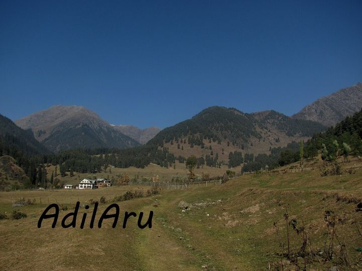 Explore Kashmir, Sikkim and Four More Spots for a Scenic Autumn Getaway