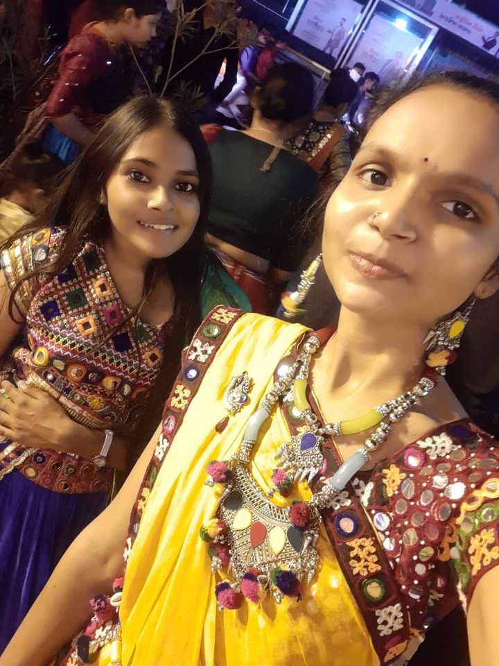 Gujarat Police Deploy Undercover Women Officers at Navratri Garba and Dandiya Venues
