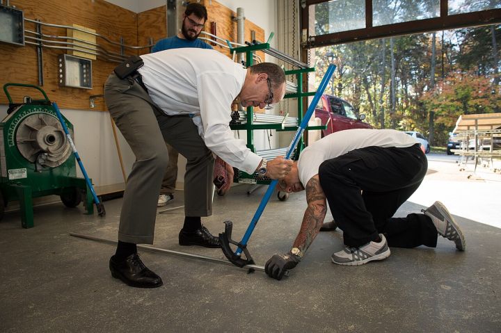 Fewer Than One-Third Women Apprentices Under Centre's NAPS Scheme