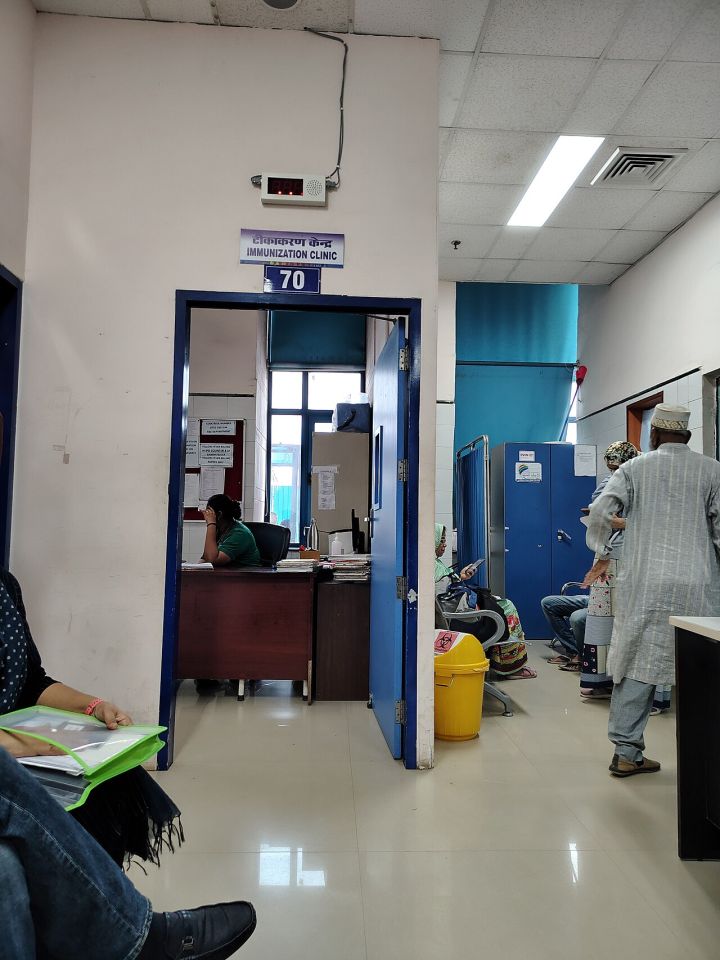 Overpriced medical supplies uncovered at AIIMS Bhopal: Rs 14 tube bought for Rs 943