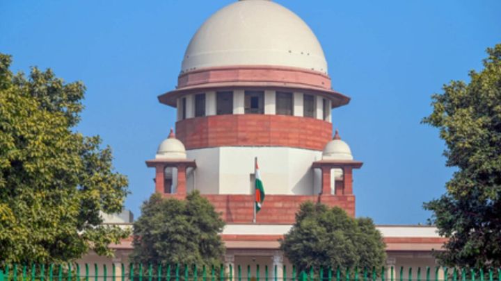 Supreme Court Refuses to Unfreeze TMC Bank Accounts, Urges Calcutta HC to Speed Up Hearing