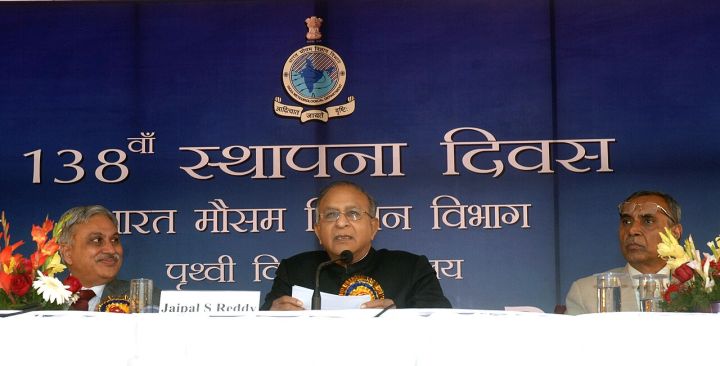 IMD Issues Heavy Rain and Wind Warning for West Bengal from Oct 27