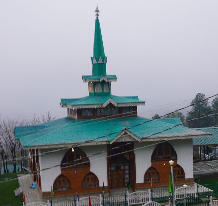 Baramulla Admin Warns Patwaris: Any Laxity Will Be Viewed Seriously