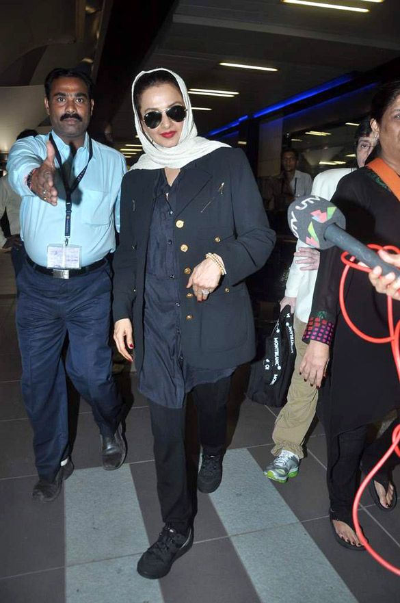 IIFA Pays Tribute to Rekha, Citing Her Timeless Movies