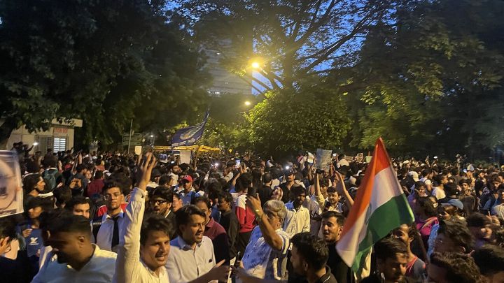 Protest at Jantar Mantar Against Gyanesh Kumar; Social Worker Jariwala Declares Democracy Over