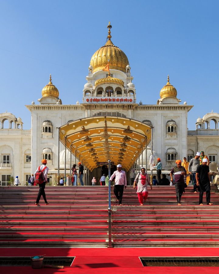 Delhi Sikh Gurudwara Committee files police complaint against Kejriwal over Bangla Sahib video