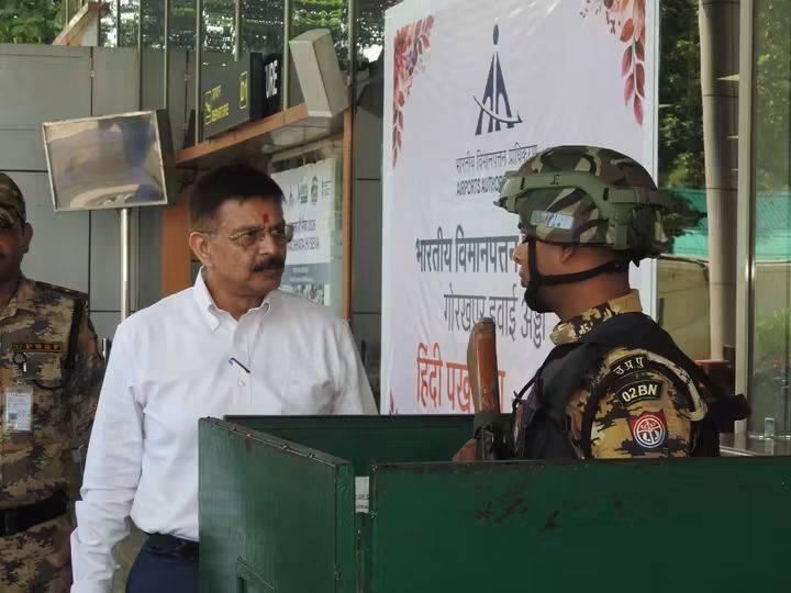 गोरखपुर सिविल एयरपोर्ट की सुरक्षा व्यवस्था का पुलिस महानिदेशक ने किया निरीक्षण