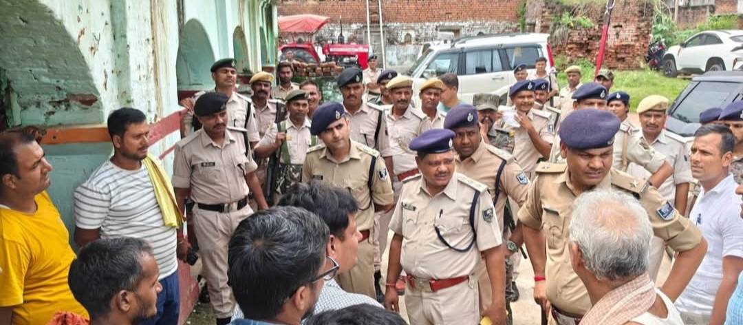 हिसुआ के पांचूगढ़ में गोलीबारी, नवादा पुलिस ने दो नामजद आरोपियों को घायल अवस्था में गिरफ्तार